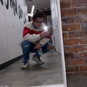 Meet your Posher, Kenneth